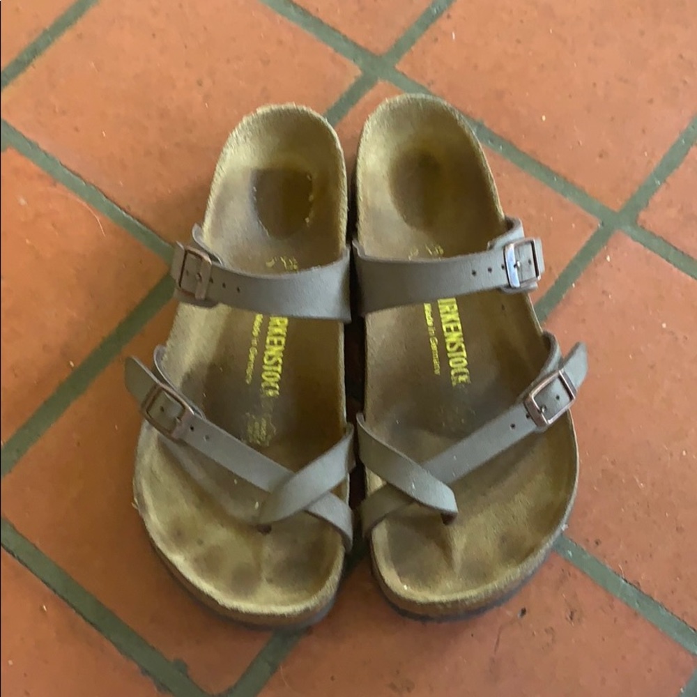 Mayari Birkenstocks